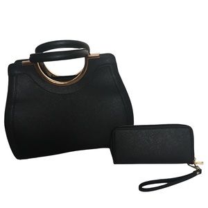 Women´s Black Bag and wallet.